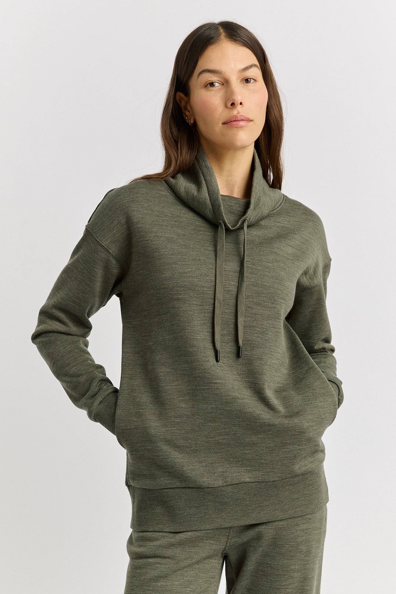 TOORALLIE LOUNGE FUNNEL NECK