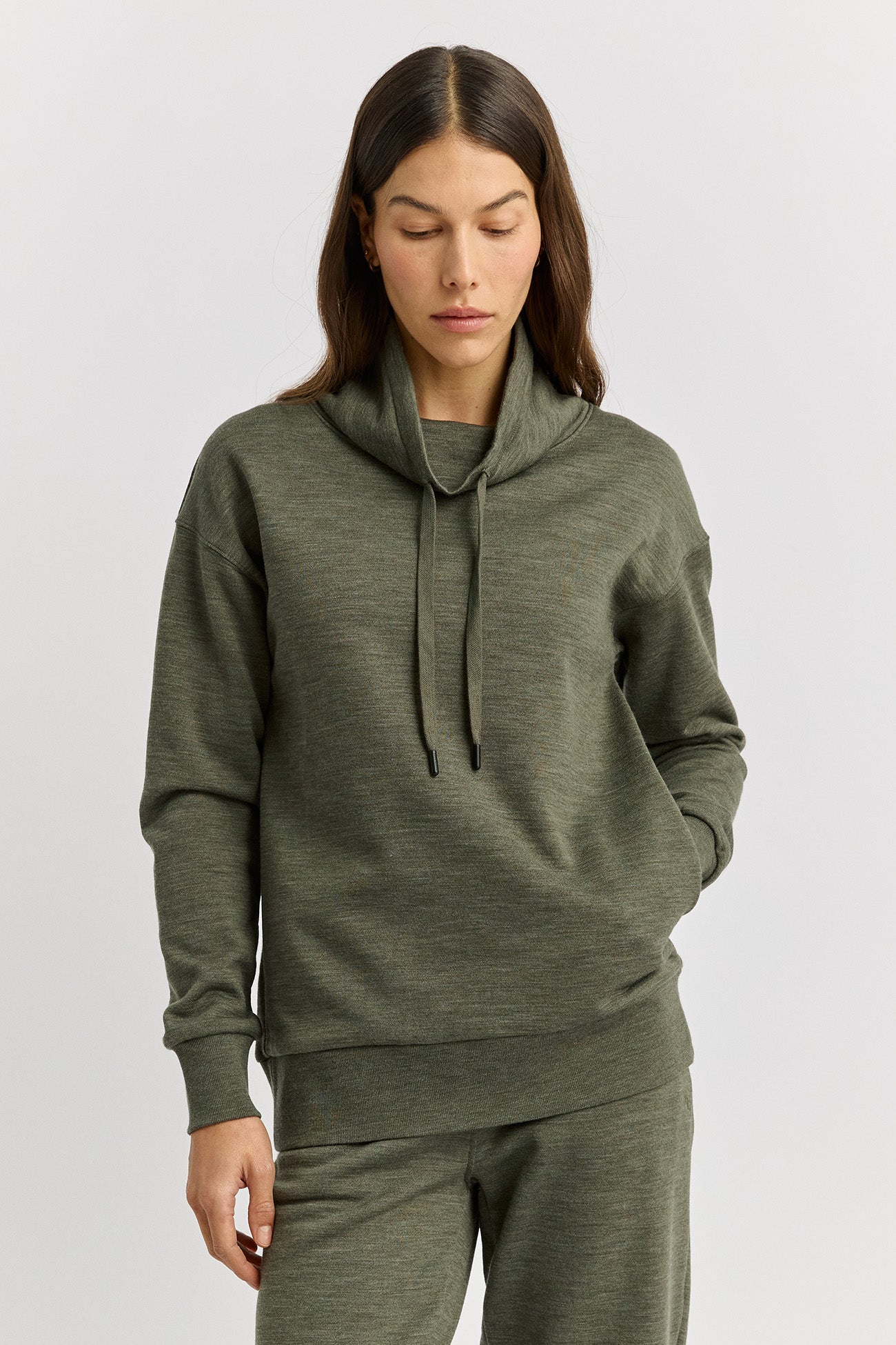 TOORALLIE LOUNGE FUNNEL NECK