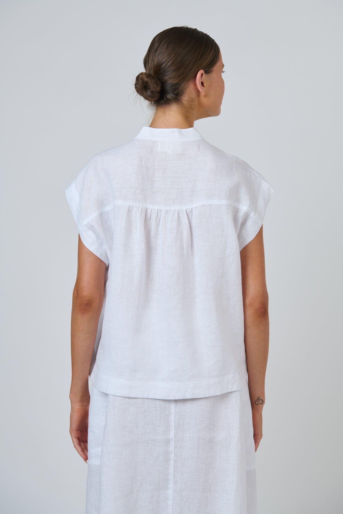 GA429 LINEN TOP