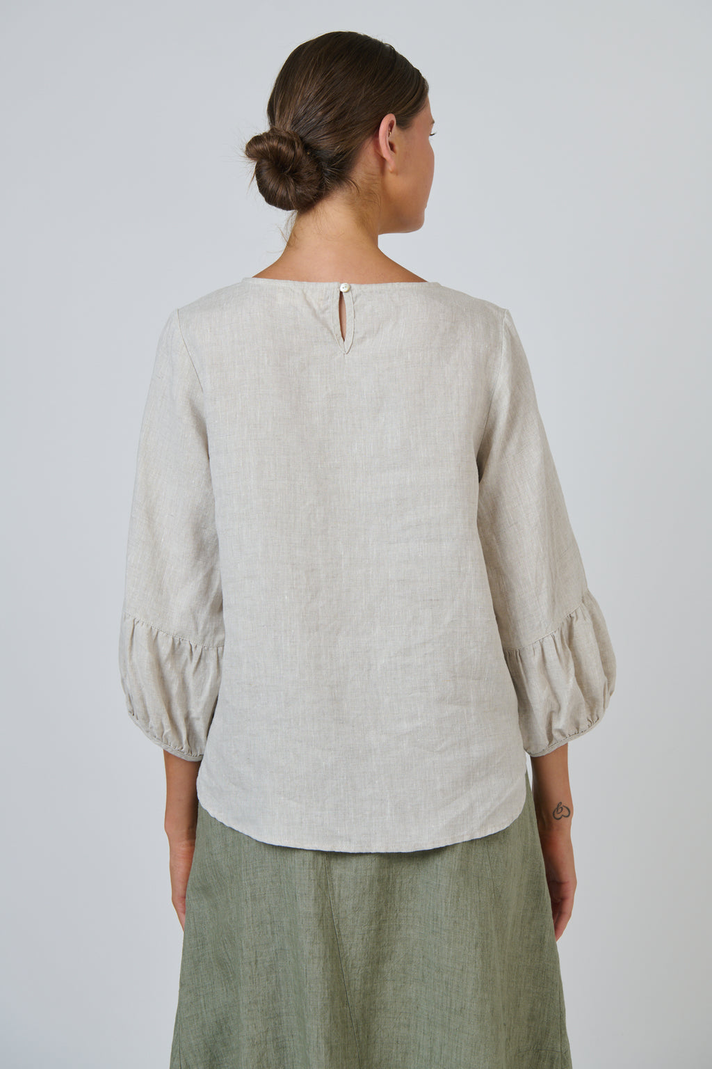 GA651 LINEN TOP