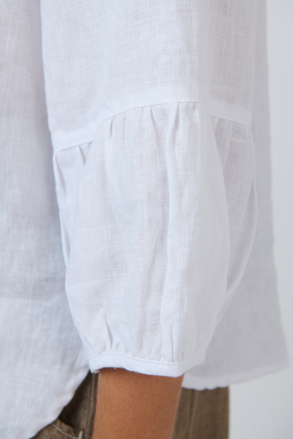 GA651 LINEN TOP