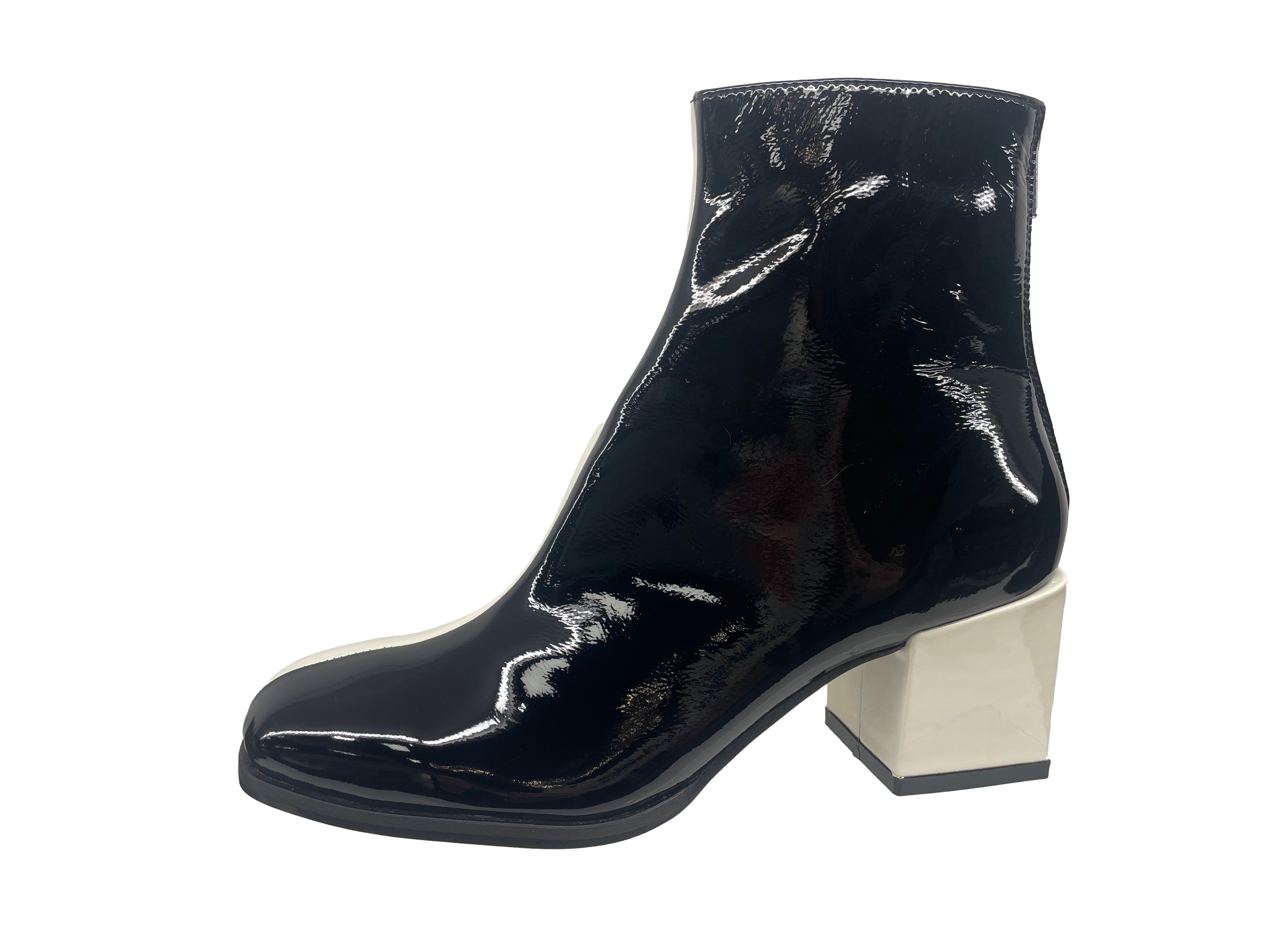 DJANGO & JULIETTE WARONI