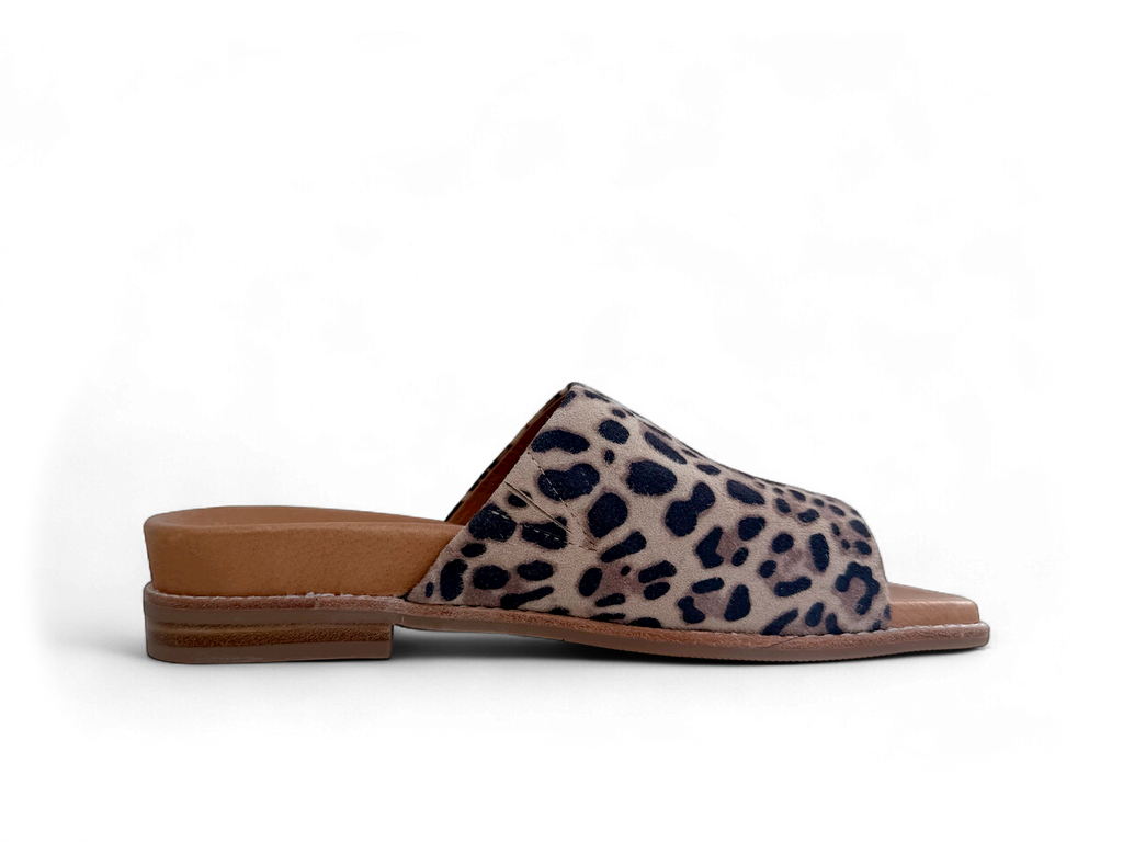 MINX EASE