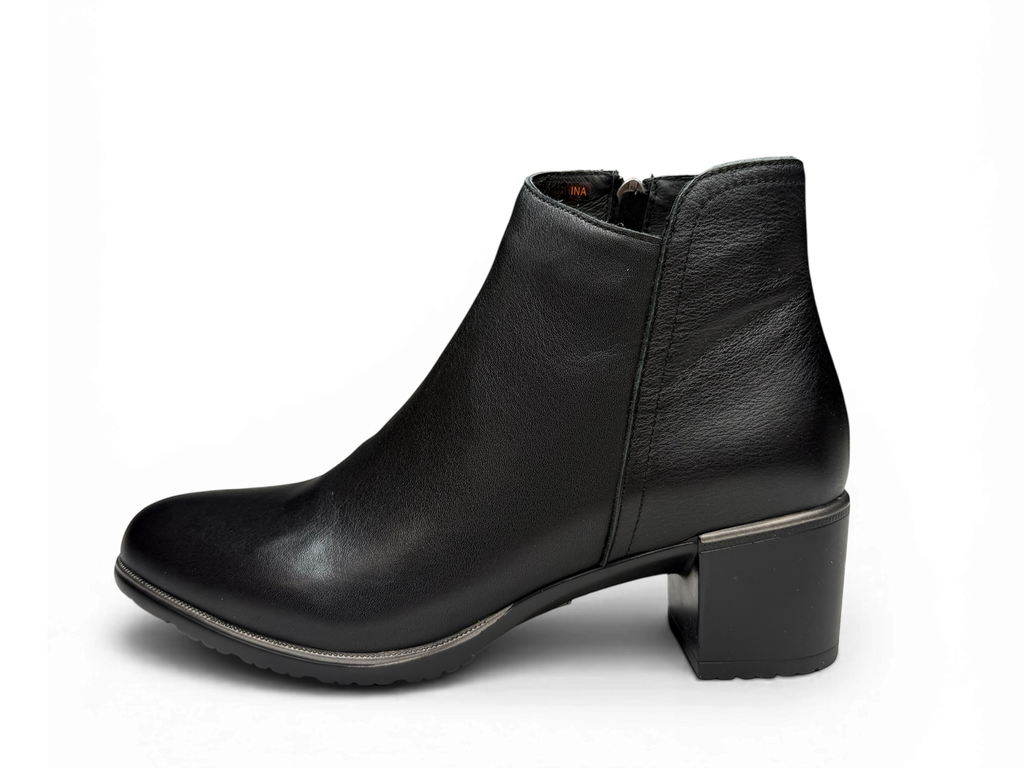 BELLE SCARPE REEVES