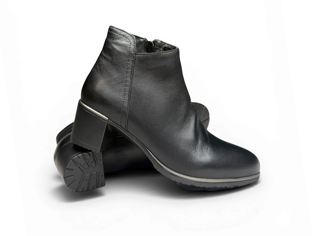 BELLE SCARPE REEVES